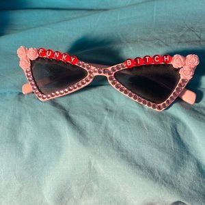 funky phish inspired sunglasses!